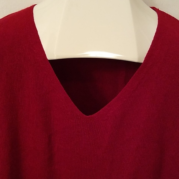 Top - Picture 2 of 4